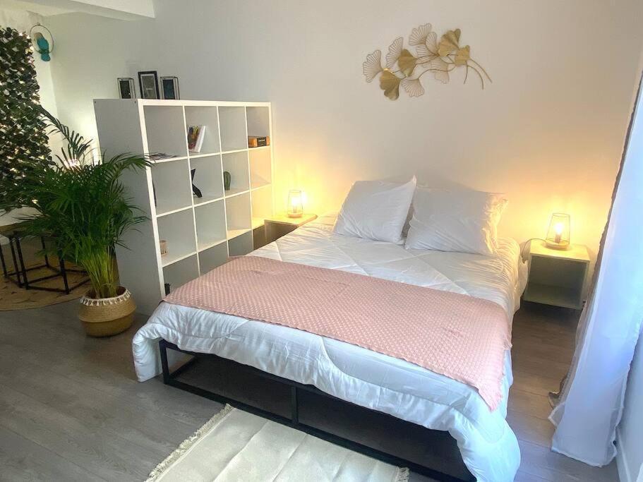 Studio Coeur De Ville Proche Bords De Loire Orléans Esterno foto