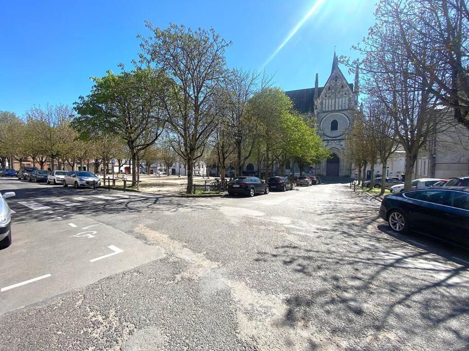 Studio Coeur De Ville Proche Bords De Loire Orléans Esterno foto